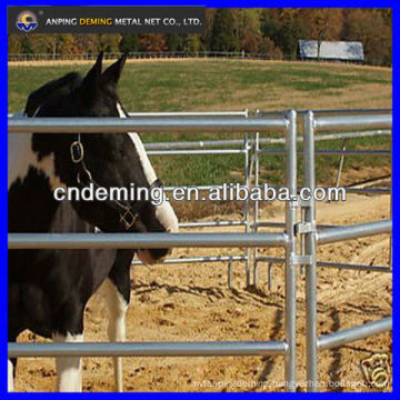Hot Dipped Galvanized Metal Horse Paddock Fencing